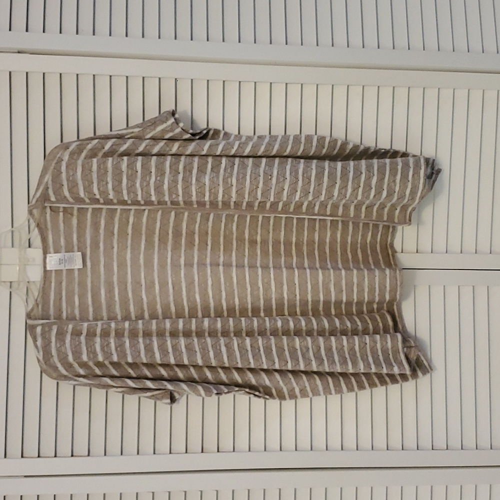 Cream and white striped short-sleeve cardigan. S, Small.